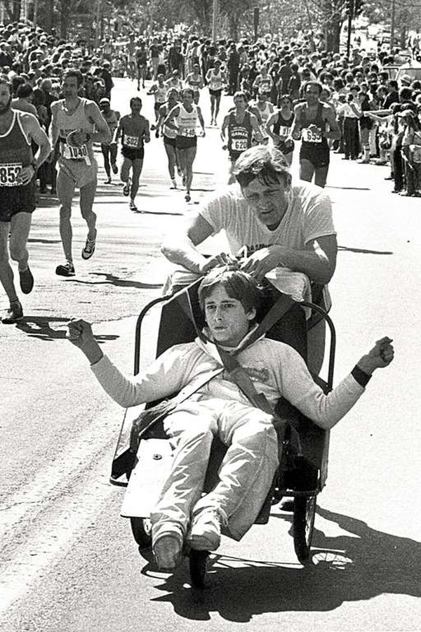 team hoyt old bw